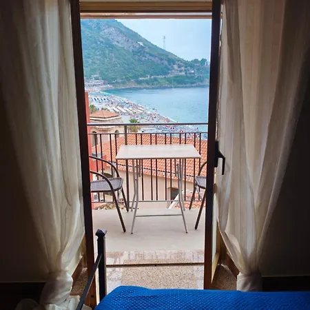 Annamaria * Scilla